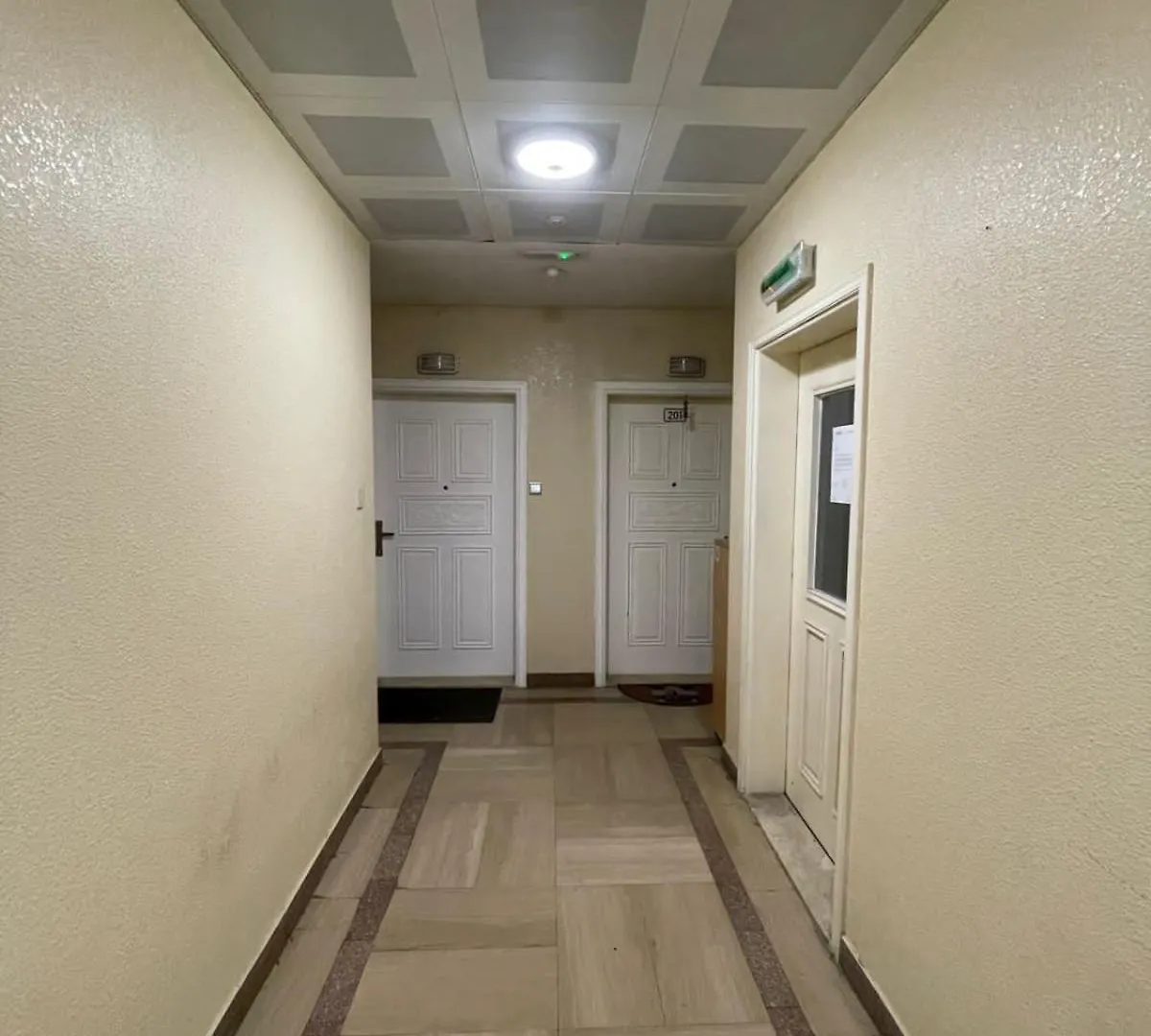 Capsule hotel Bed Space Hotel Dubai